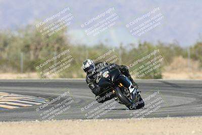 media/Nov-16-2025-Race Pace (Sun) [[8c5fa54630]]/Verified Riders/2-Turn 7 (945am)/